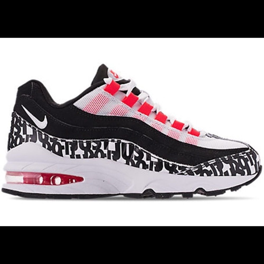 Nike
Kid's Air Max 95 Print Youth Size 4